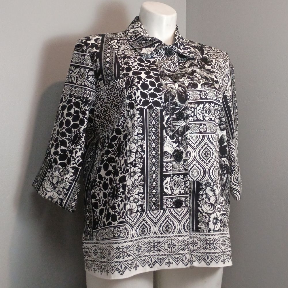 Women's Size 18 Cotton Stretch Blazer Jacket Black and White